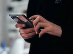 Шпигуни у смартфоні: 8 небезпечних додатків, якими ми користуємося щодня