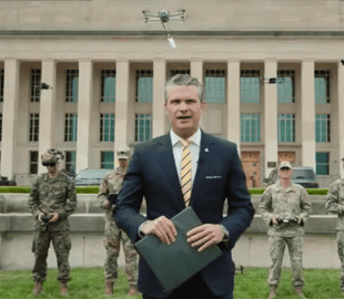 США готуються до війни дронів: Гегсет оголосив прорив і зняв бравадне відео