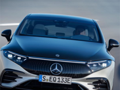 Mercedes-Benz готовится сразиться с Tesla на рынке полностью электрических автомобилей