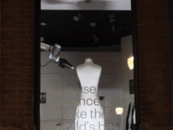 Роботизована рука створює одяг, що змінює дизайн і розміри: як це працює