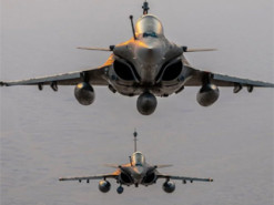 Російські бомбардувальники над Балтійським морем: Франція підняла Rafale для перехоплення