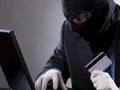 Шестеро українців віддали свої смартфони фейковому майстру з OLX