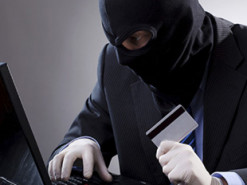 Інтернет-шахрай обдурив чоловіка на 190 тисяч гривень