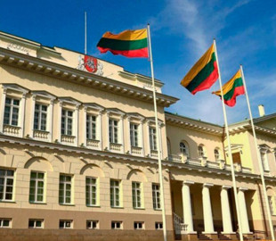 МЗС Литви викликало дипломата РФ через спотворення історичних фактів