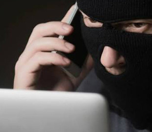 Телефонна афера із «захистом рахунку»: у жительки Бердичева зникли понад 39 тисяч гривень