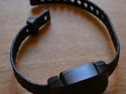 У Південній Кореї хочуть контролювати самоізоляцію електронними браслетами