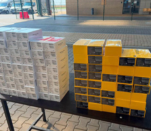 На кордоні з Польщею прикарпатця викрили на спробі ввезти техніку Apple на понад 460 тисяч гривень