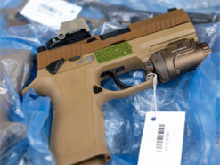 Австралійські розробники представили інноваційний бойовий пістолет F9 SWS, що замінить Browning Mk3