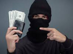 Шахраї на Сумщині виманили у довірливих понад 200 тис. грн за добу