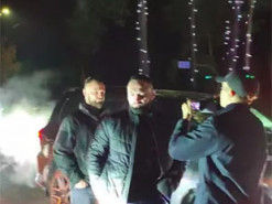 Обвинувачені у нападі на журналіста УП Ткача отримали умовний термін, який можуть оскаржити