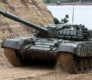 Індія планує створити тисячі безпілотних танків Т-72: у чому ризик для України