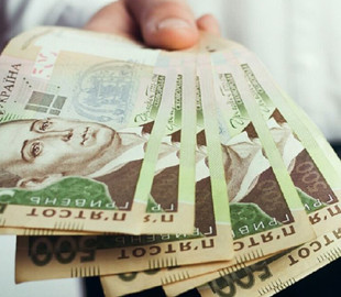 Українцям роздадуть по 620 грн, харчові продукти, медикаменти тощо: як і де отримати