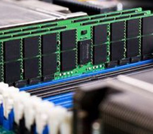 Оперативная память продолжит быстро дешеветь