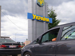 Петиція про можливість виїзду з України студентам-чоловікам набрала 25 тисяч голосів