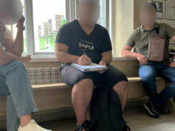 Кіберполіція викрила зловмисника, який створював дитячу порнографію за участю своєї 11-річної сестри