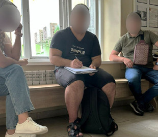 Кіберполіція викрила зловмисника, який створював дитячу порнографію за участю своєї 11-річної сестри