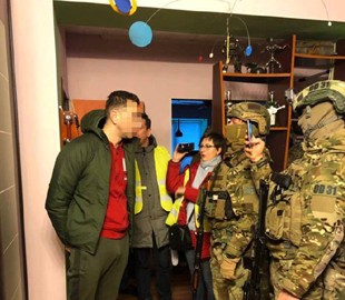 В Одессе поймали мошенников, которые продавали фейковые акции Tesla