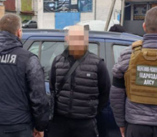 Прикордонники викрили шахрая, який продавав авто для військових