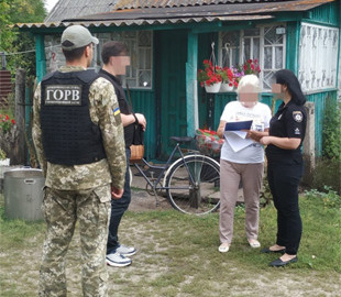 У Житомирській області повідомили про підозру колаборантці, яка закликала до підтримки дій окупантів