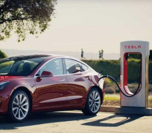 Стало відомо, у скільки в США обходиться пробіг електромобілів Tesla