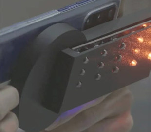 Смартфон навчили знаходити приховані камери за допомогою ШІ та LED-підсвічування