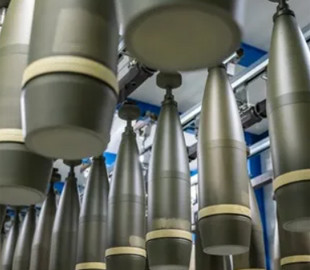 Польща суттєво збільшує виробництво боєприпасів через війну в Україні – Reuters