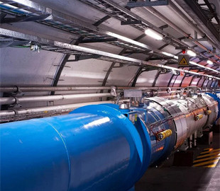 Експерти припустили, що буде з людиною, якщо вона потрапить у працюючий адронний колайдер