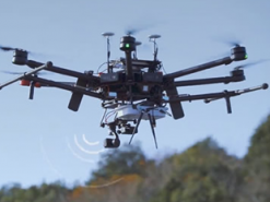 В Индонезии тестируют сервис по осмотру вышек сотовой связи с помощью дронов