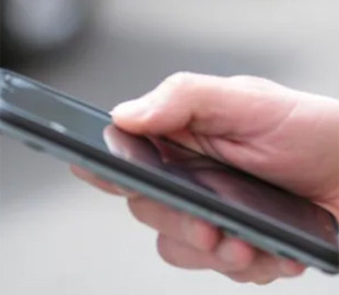 Як правильно користуватися телефоном на бойовому завданні: поради для військових