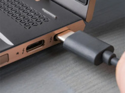 5 пристроїв, які не можна підключати до ноутбука: вони можуть його зіпсувати