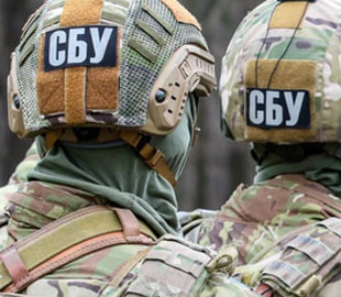 СБУ затримала двох російських агентів, які шукали «слабкі місця» в оборонних рубежах Сумщини