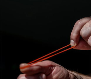 У Китаї створили матеріал, що перетворює тепло тіла на електроенергію