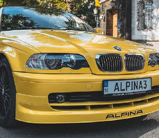 В Україні помітили один із трьох у світі кабріолетів BMW Alpina B3