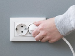 Прилади, які обов'язково потрібно виключати з розетки після використання