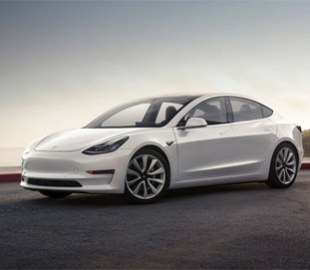 Tesla Model 3 проехала 1000 км за 10 часов