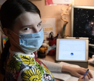 У Криму учні майже сотні класів пішли на дистанційку