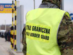 На тлі обстрілів. Скільки українців виїхали в Польщу за останню добу