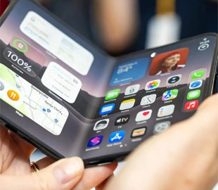 iPhone Duo викликав ажіотаж у Китаї: покупці готові переплачувати тисячі доларів