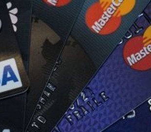 Visa та Mastercard обмежили операції для п'яти білоруських банків