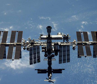 У російському модулі "Наука" на МКС почався витік рідини