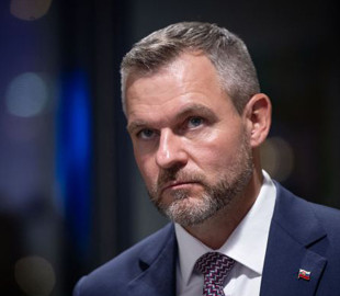 Словаччина хоче приєднається до "стіни дронів", - президент