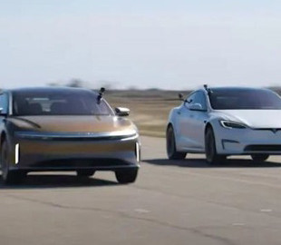 Tesla Model S сошёлся с Lucid Air в драг-рейсинге