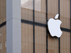 В Apple пояснили санкціями вилучення російського месенджера Max із магазину додатків