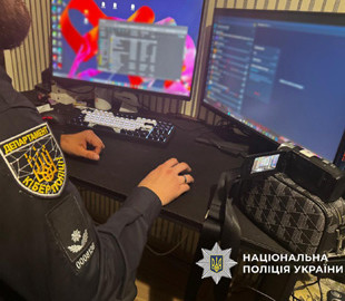 Знайомства в мережі як прикриття: шахраї отримували доступ до банківських рахунків українців