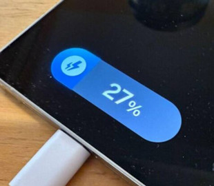 Samsung Galaxy S26 Ultra залишиться на зарядці 45 Вт