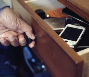 Чому старий смартфон не варто просто залишати в шухляді