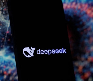 DeepSeek V4 працюватиме на чіпах Huawei