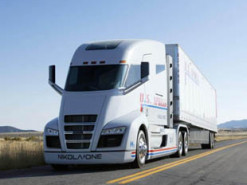 Nikola зажадав у Tesla $ 2 мільярди за крадіжку дизайну