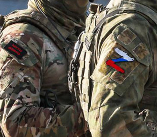 У РФ українкам погрожували зброєю: вимагали видати чоловіків "з Києва та Чернігова"