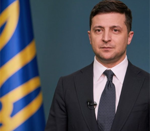 Тік-ток, вайб, рофл: Володимир Зеленський по-молодіжному звернувся до школярів